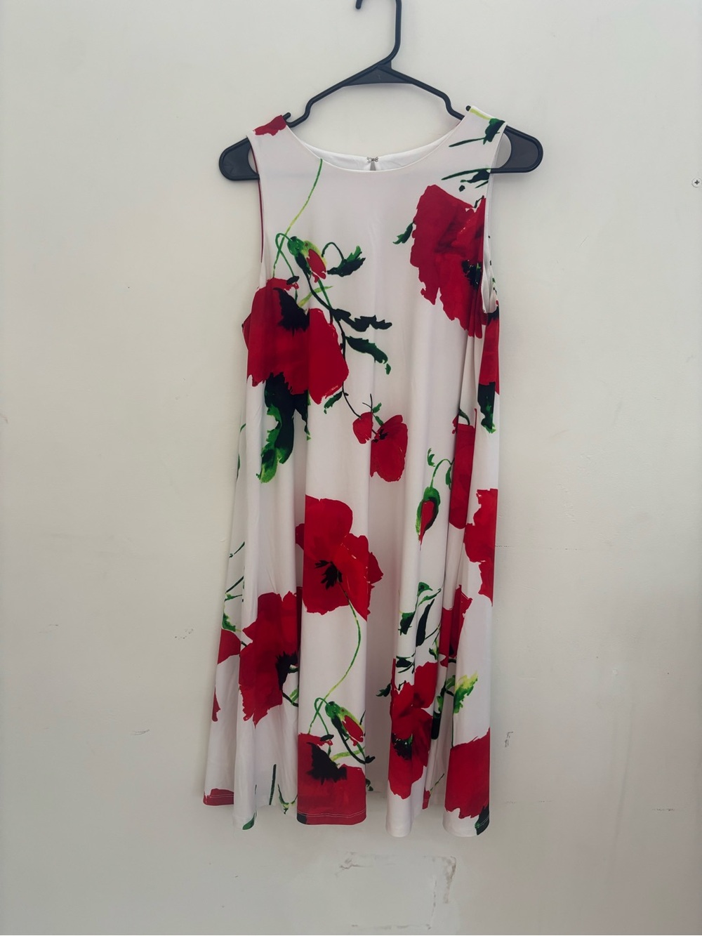 Anne Klein Size 12 White Dress with Red Floral Print - Picture 2 of 5
